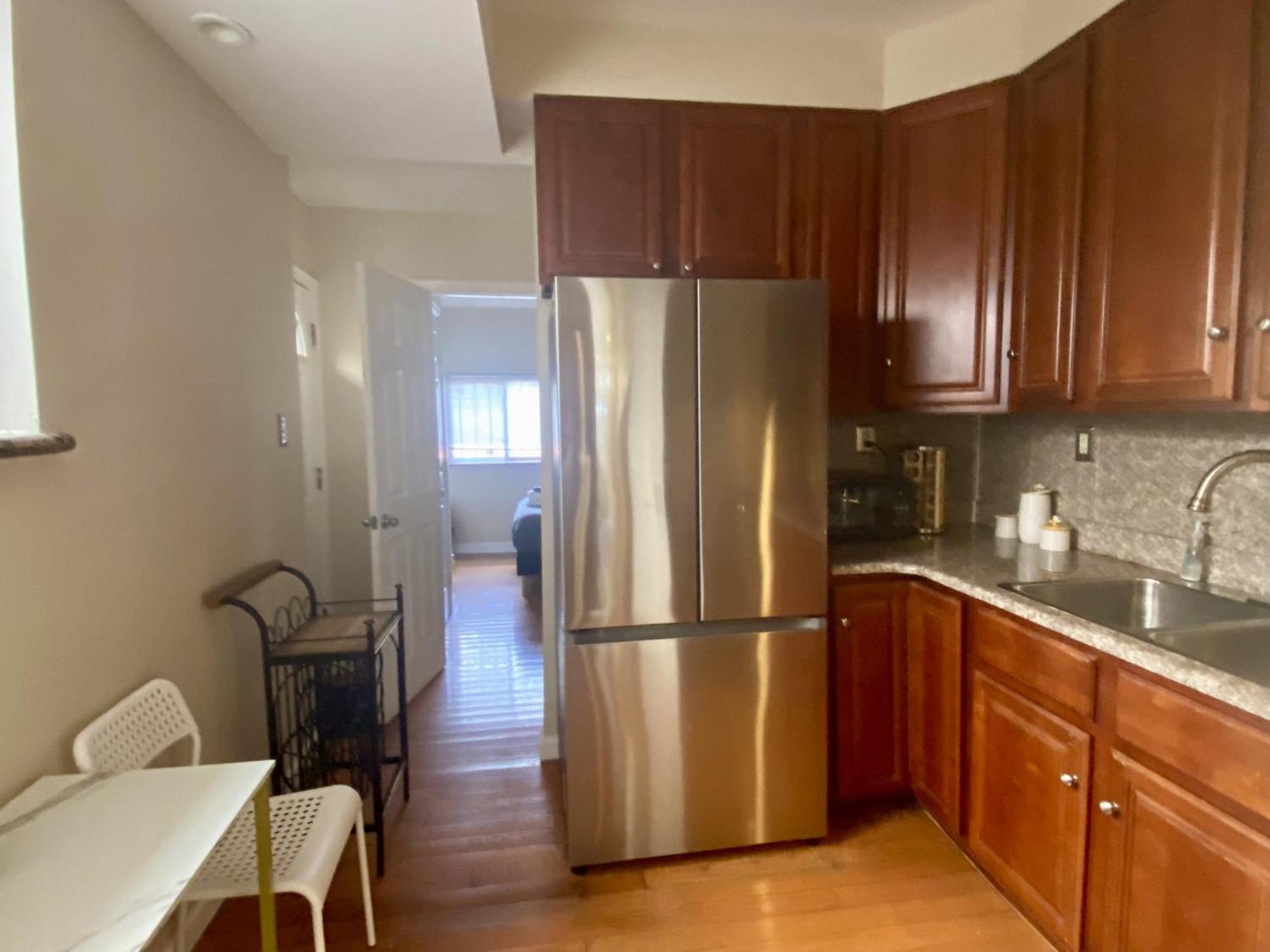 Historic Townhouse Oasis With En-suite Bathroom Apartamento